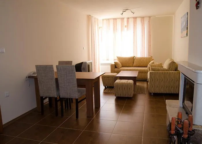 Complex Lucky アパートホテル