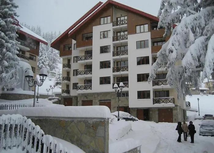 Complex Lucky アパートホテル 3*